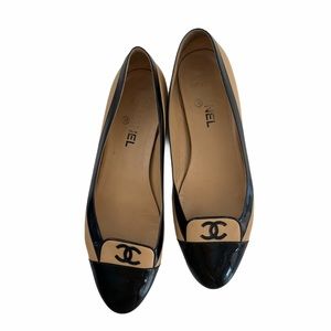 Chanel Cap Toe Nude Black Leather Flats